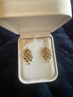Na Hoku 14K Gold Chandelier Earrings